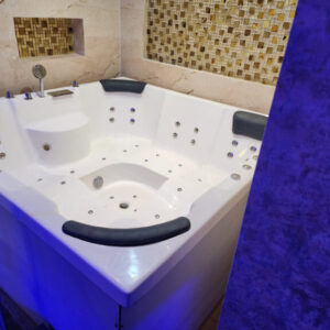 best spa in karol bagh